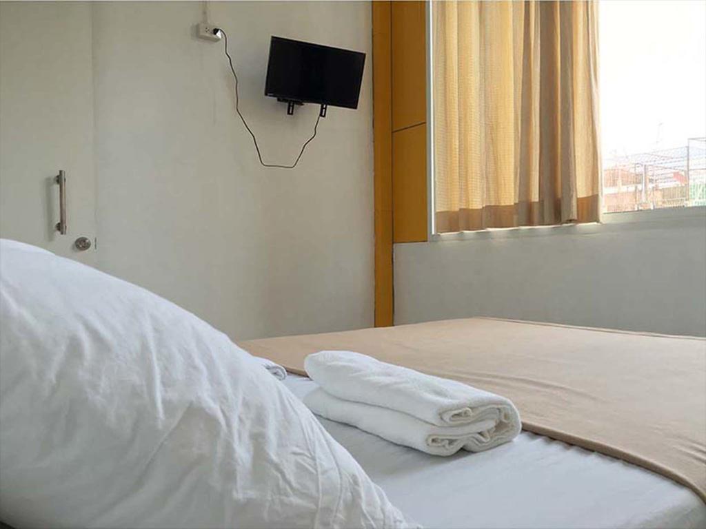 Warm White Hostel Bangkok Pokoj fotografie
