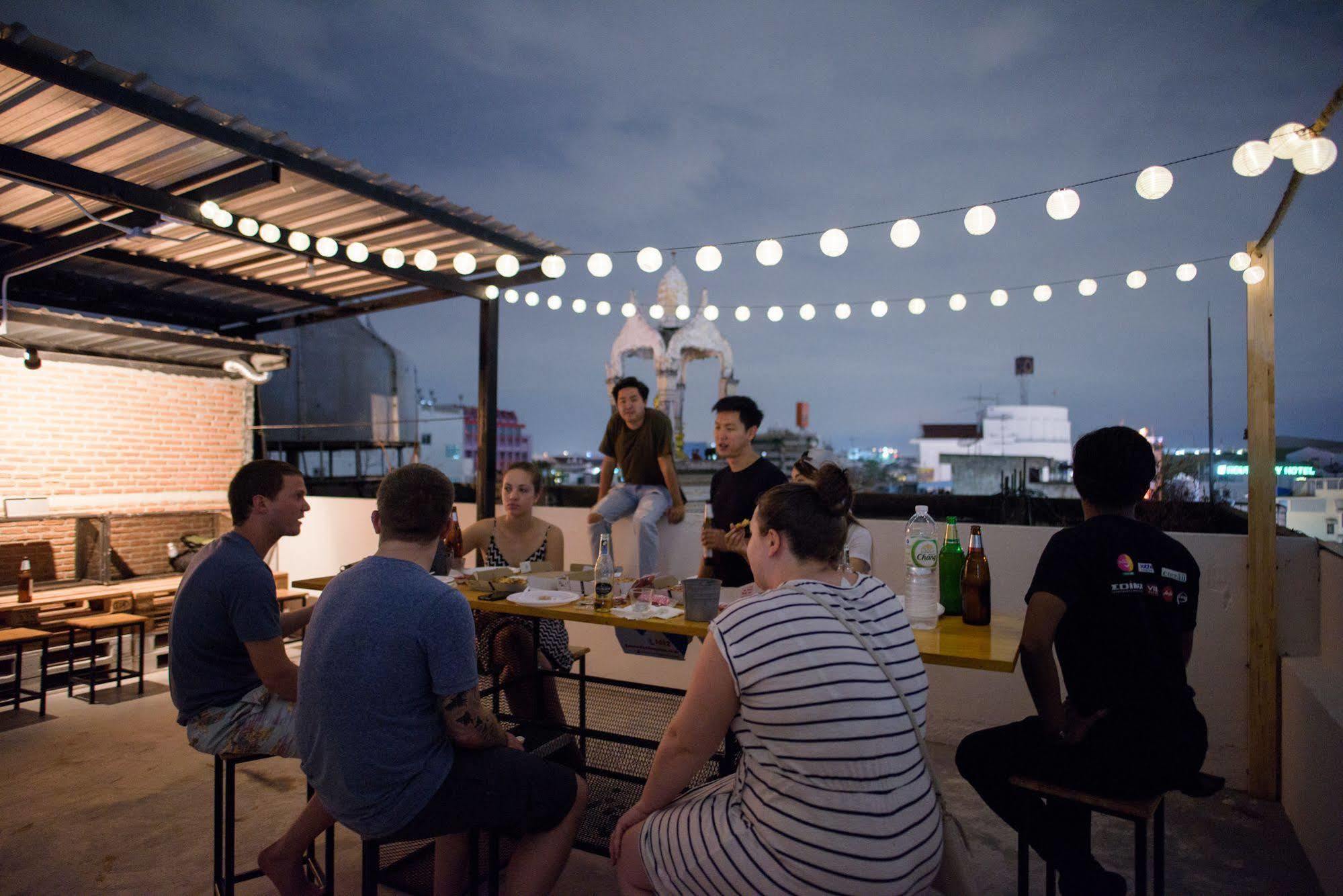 Warm White Hostel Bangkok Exteriér fotografie