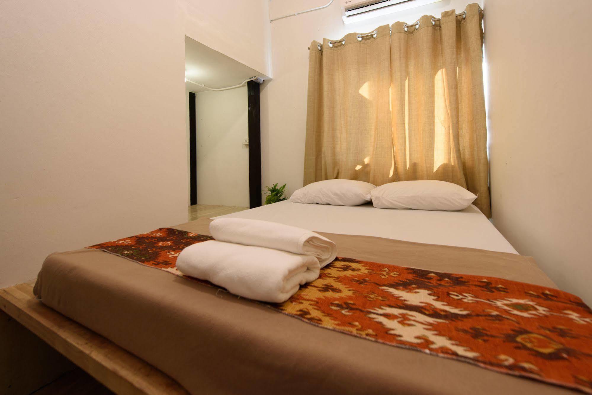 Warm White Hostel Bangkok Exteriér fotografie