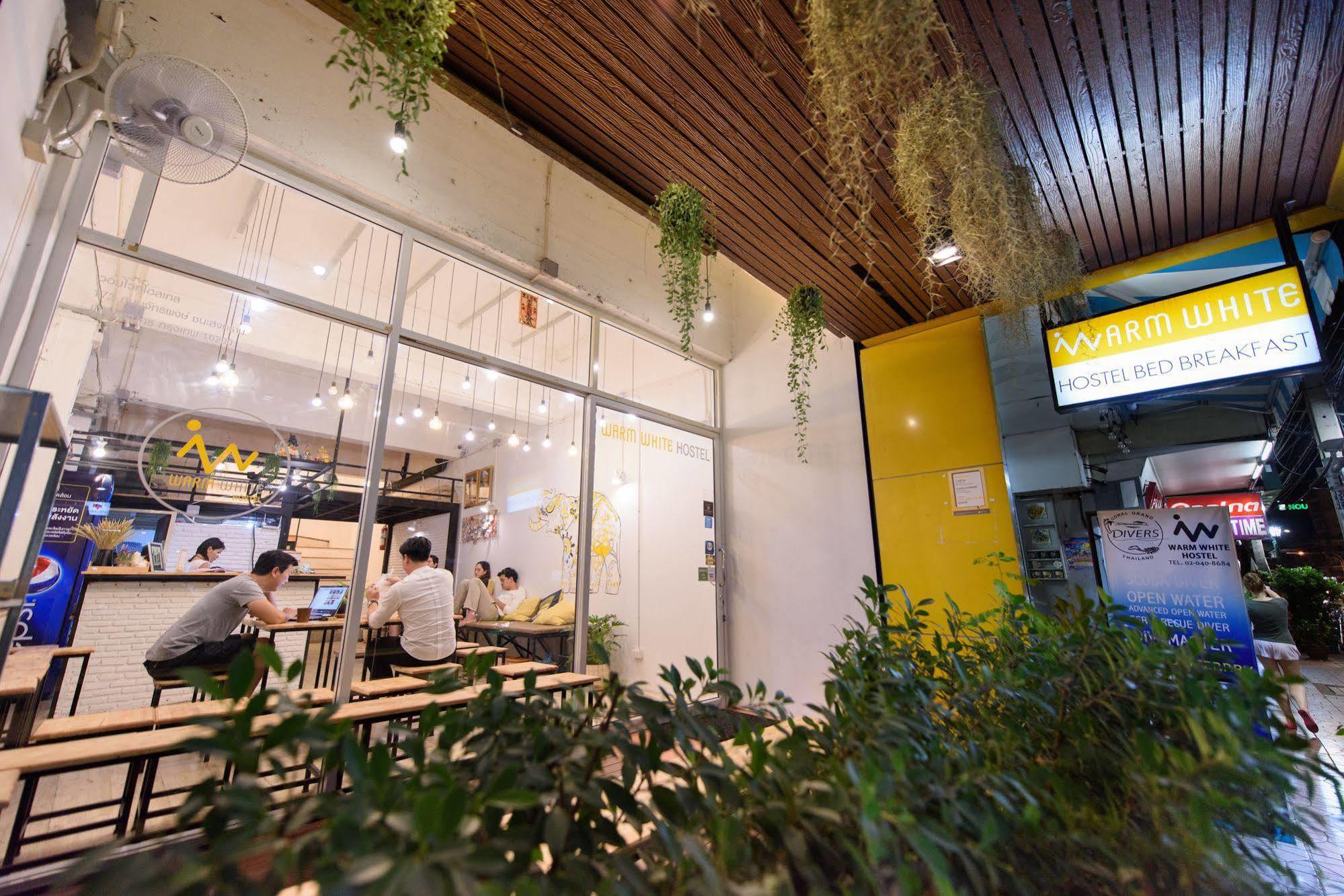 Warm White Hostel Bangkok Exteriér fotografie